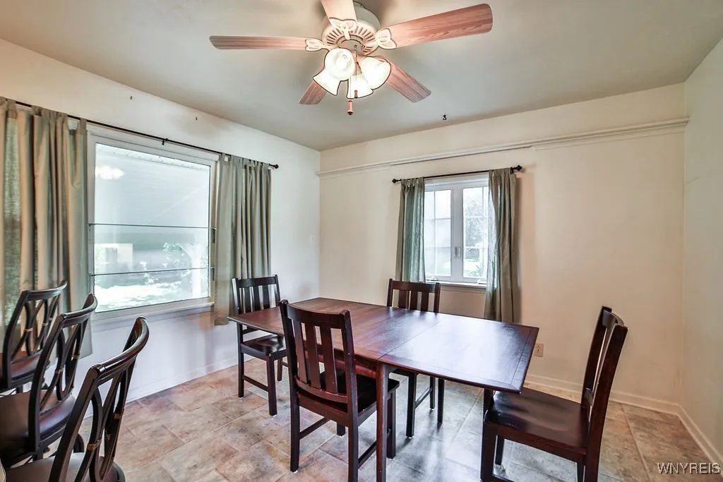 3965 Sowles Road, Hamburg, New York 14075, Hamburg, New York 14075, 4 Bedrooms Bedrooms, 9 Rooms Rooms,2 BathroomsBathrooms,Residential,For Sale,3965 Sowles Road, Hamburg, New York 14075,0,B1638349
