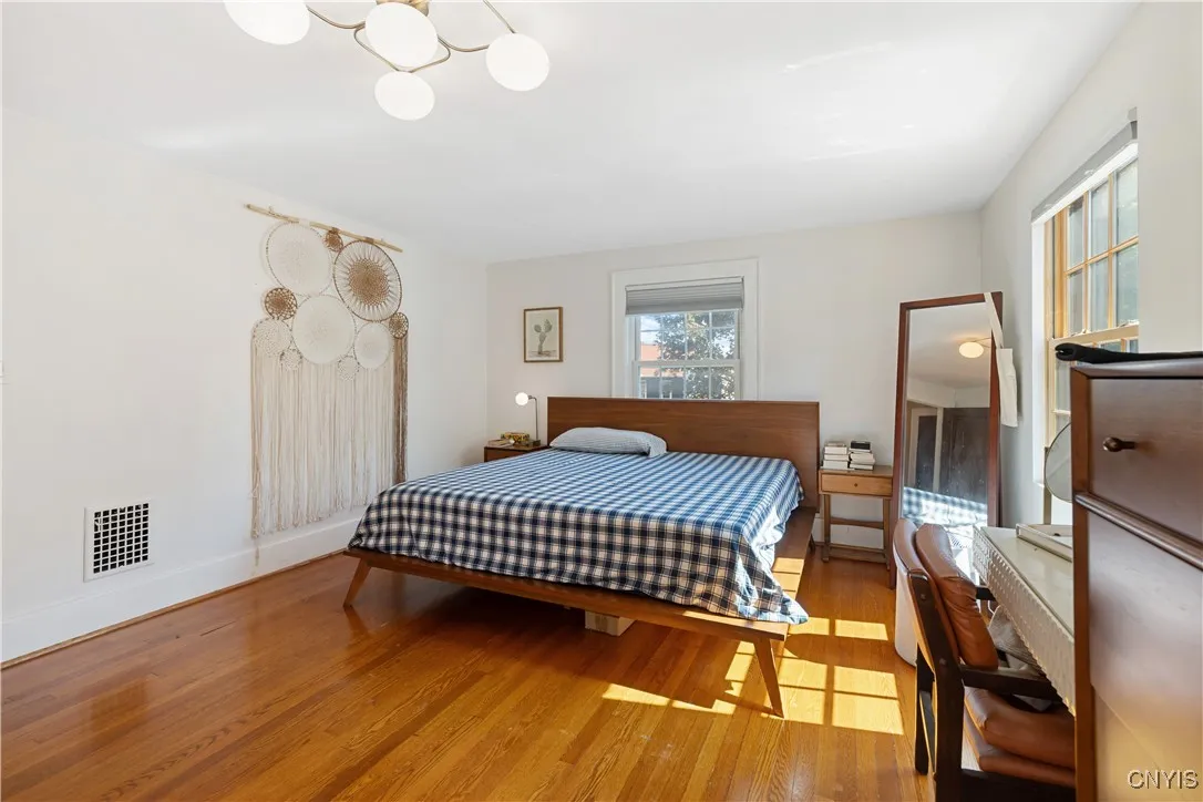 514 Sedgwick Drive, Syracuse, New York 13203, Syracuse, New York 13203, 3 Bedrooms Bedrooms, 12 Rooms Rooms,2 BathroomsBathrooms,Residential,For Sale,514 Sedgwick Drive, Syracuse, New York 13203,0,S1639617