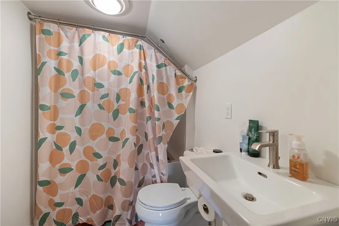 514 Sedgwick Drive, Syracuse, New York 13203, Syracuse, New York 13203, 3 Bedrooms Bedrooms, 12 Rooms Rooms,2 BathroomsBathrooms,Residential,For Sale,514 Sedgwick Drive, Syracuse, New York 13203,0,S1639617