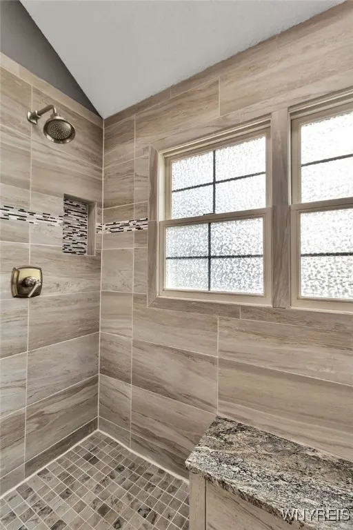 5559 Via Marina, Clarence, New York 14221, Clarence, New York 14221, 4 Bedrooms Bedrooms, 11 Rooms Rooms,2 BathroomsBathrooms,Residential,For Sale,5559 Via Marina, Clarence, New York 14221,0,B1636984