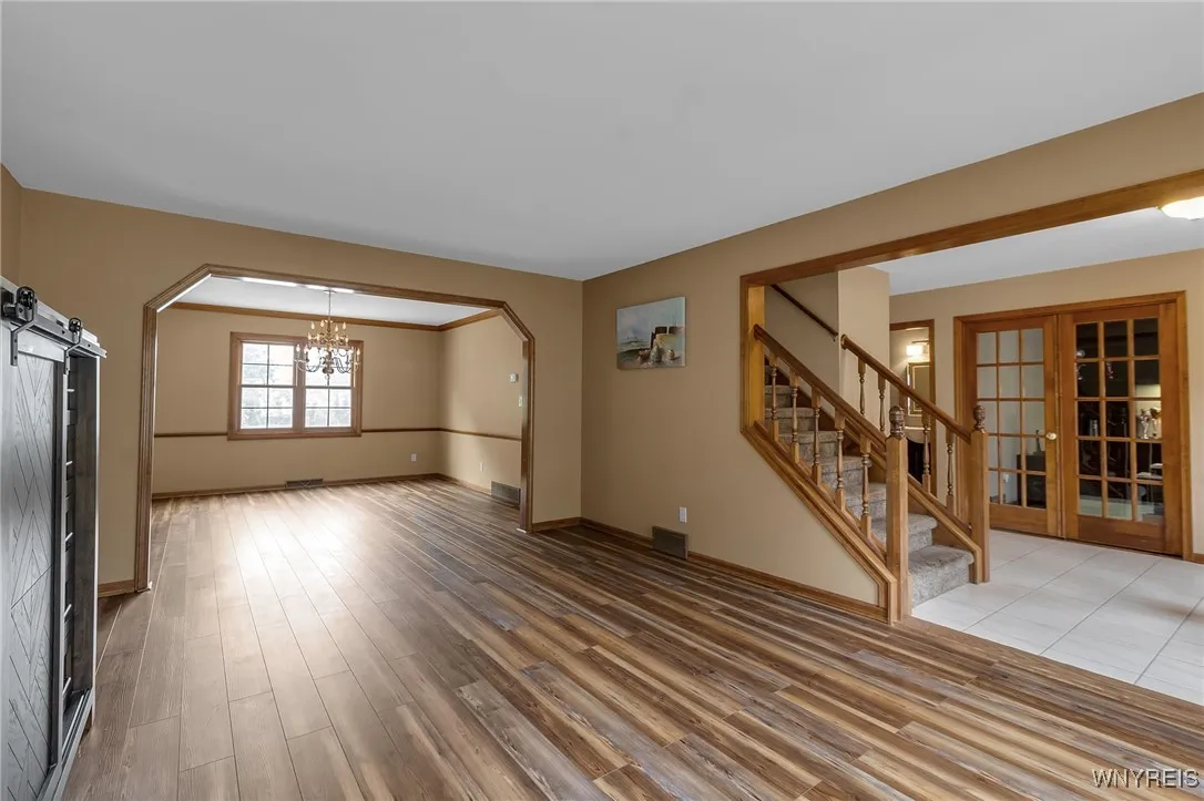 5559 Via Marina, Clarence, New York 14221, Clarence, New York 14221, 4 Bedrooms Bedrooms, 11 Rooms Rooms,2 BathroomsBathrooms,Residential,For Sale,5559 Via Marina, Clarence, New York 14221,0,B1636984