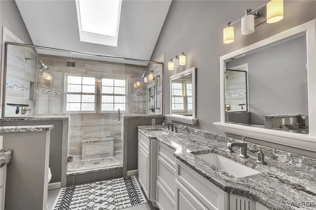 5559 Via Marina, Clarence, New York 14221, Clarence, New York 14221, 4 Bedrooms Bedrooms, 11 Rooms Rooms,2 BathroomsBathrooms,Residential,For Sale,5559 Via Marina, Clarence, New York 14221,0,B1636984