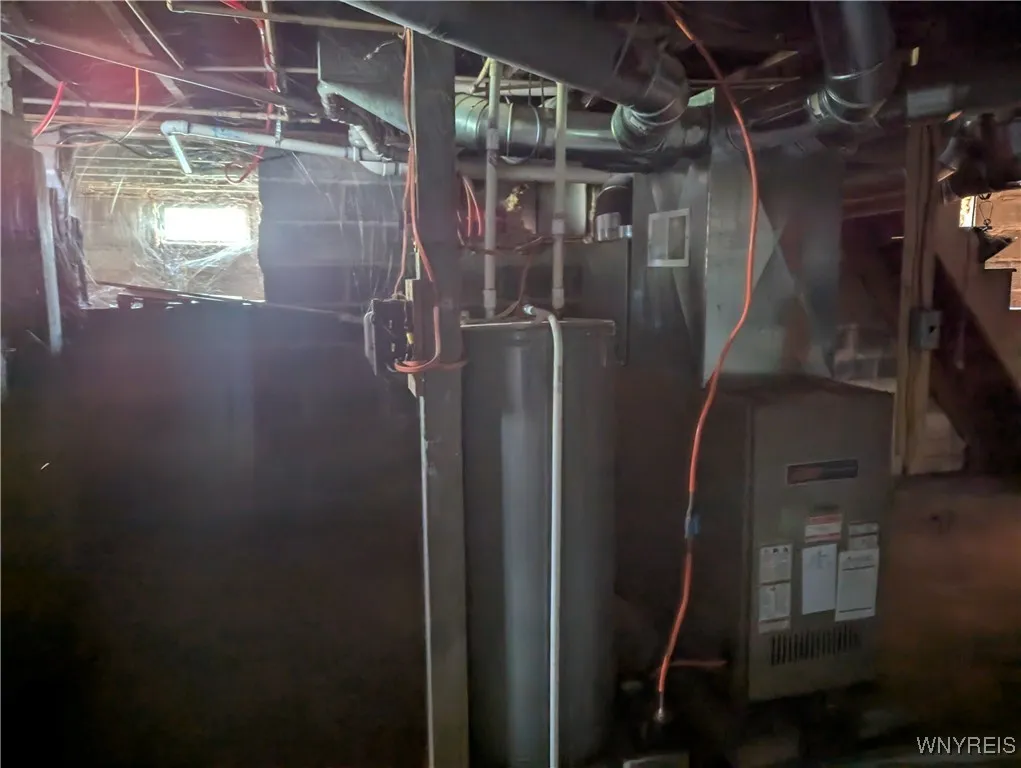Hot water heater