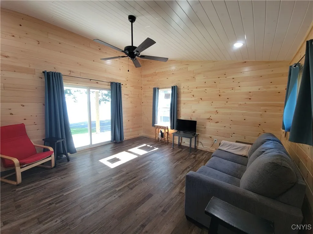 9356 County Route 125, Lyme, New York 13622, Lyme, New York 13622, 1 Bedroom Bedrooms, 4 Rooms Rooms,1 BathroomBathrooms,Residential,Closed,9356 County Route 125, Lyme, New York 13622,0,S1639594