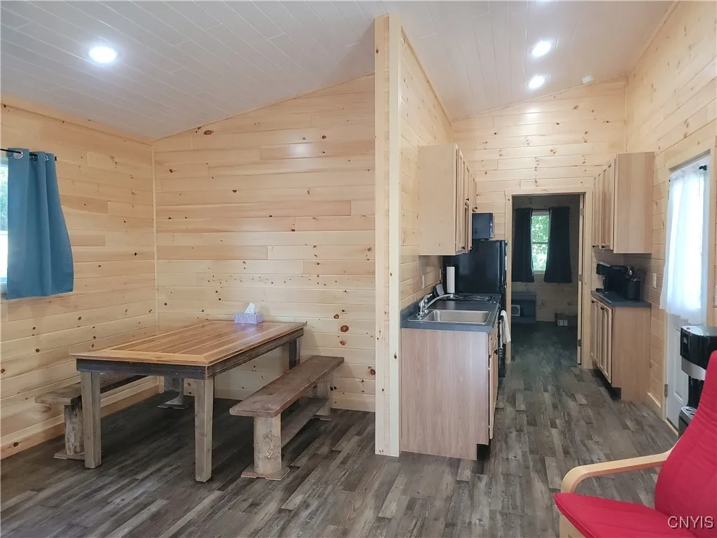 9356 County Route 125, Lyme, New York 13622, Lyme, New York 13622, 1 Bedroom Bedrooms, 4 Rooms Rooms,1 BathroomBathrooms,Residential,Closed,9356 County Route 125, Lyme, New York 13622,0,S1639594