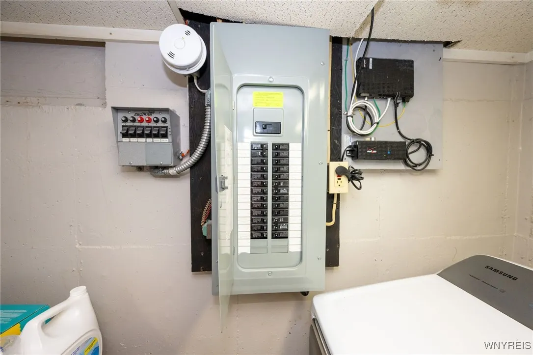 260 Carpenter Avenue, Tonawanda, New York 14223, Tonawanda, New York 14223, 4 Bedrooms Bedrooms, 8 Rooms Rooms,2 BathroomsBathrooms,Residential,Closed,260 Carpenter Avenue, Tonawanda, New York 14223,0,B1639516