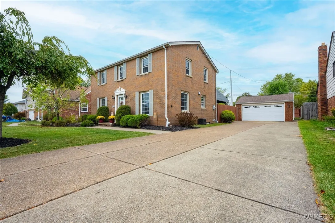 260 Carpenter Avenue, Tonawanda, New York 14223, Tonawanda, New York 14223, 4 Bedrooms Bedrooms, 8 Rooms Rooms,2 BathroomsBathrooms,Residential,Closed,260 Carpenter Avenue, Tonawanda, New York 14223,0,B1639516