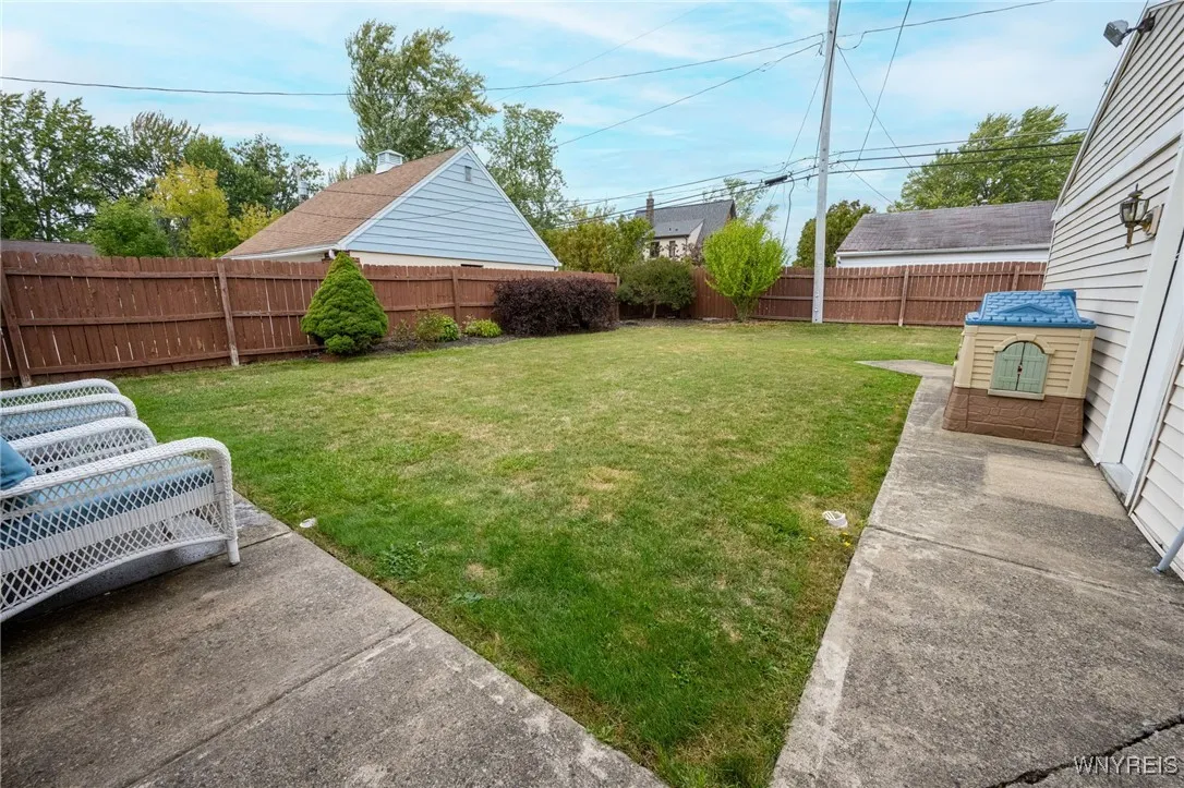 260 Carpenter Avenue, Tonawanda, New York 14223, Tonawanda, New York 14223, 4 Bedrooms Bedrooms, 8 Rooms Rooms,2 BathroomsBathrooms,Residential,Closed,260 Carpenter Avenue, Tonawanda, New York 14223,0,B1639516