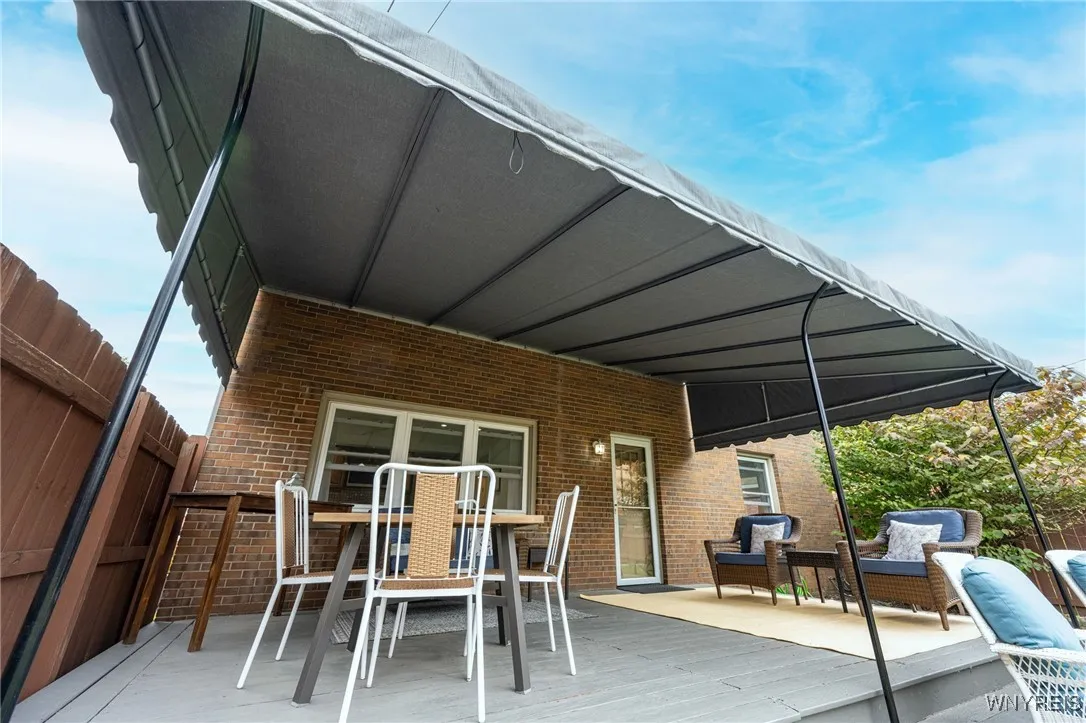 260 Carpenter Avenue, Tonawanda, New York 14223, Tonawanda, New York 14223, 4 Bedrooms Bedrooms, 8 Rooms Rooms,2 BathroomsBathrooms,Residential,Closed,260 Carpenter Avenue, Tonawanda, New York 14223,0,B1639516