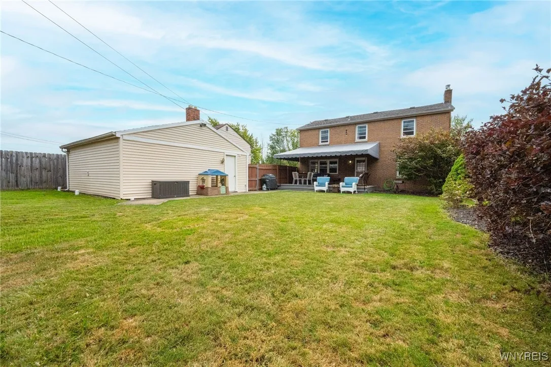 260 Carpenter Avenue, Tonawanda, New York 14223, Tonawanda, New York 14223, 4 Bedrooms Bedrooms, 8 Rooms Rooms,2 BathroomsBathrooms,Residential,Closed,260 Carpenter Avenue, Tonawanda, New York 14223,0,B1639516