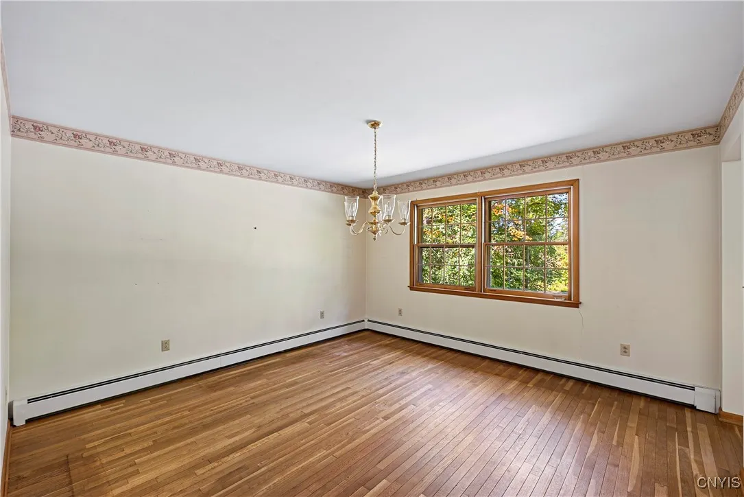 1670 Coon Hill Road, Skaneateles, New York 13152, Skaneateles, New York 13152, 3 Bedrooms Bedrooms, 10 Rooms Rooms,2 BathroomsBathrooms,Residential,For Sale,1670 Coon Hill Road, Skaneateles, New York 13152,0,S1636113