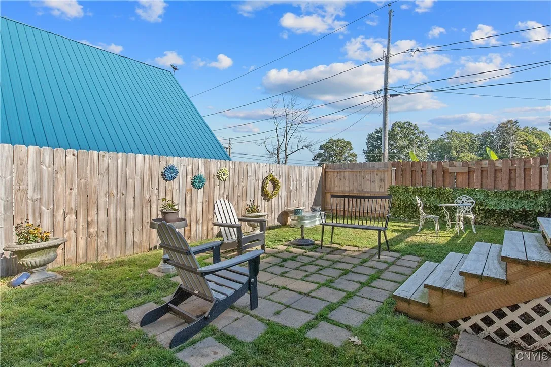 23 Ontario Avenue, Sandy Creek, New York 13142, Sandy Creek, New York 13142, 4 Bedrooms Bedrooms, 8 Rooms Rooms,2 BathroomsBathrooms,Residential,For Sale,23 Ontario Avenue, Sandy Creek, New York 13142,0,S1638217