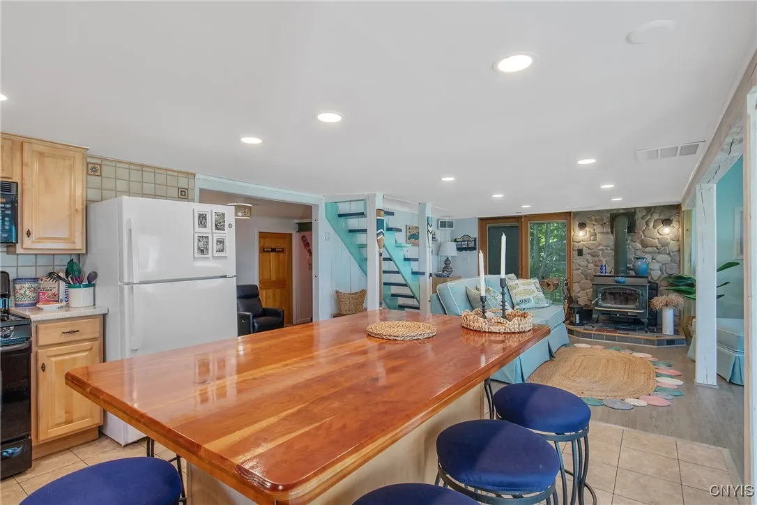 23 Ontario Avenue, Sandy Creek, New York 13142, Sandy Creek, New York 13142, 4 Bedrooms Bedrooms, 8 Rooms Rooms,2 BathroomsBathrooms,Residential,For Sale,23 Ontario Avenue, Sandy Creek, New York 13142,0,S1638217