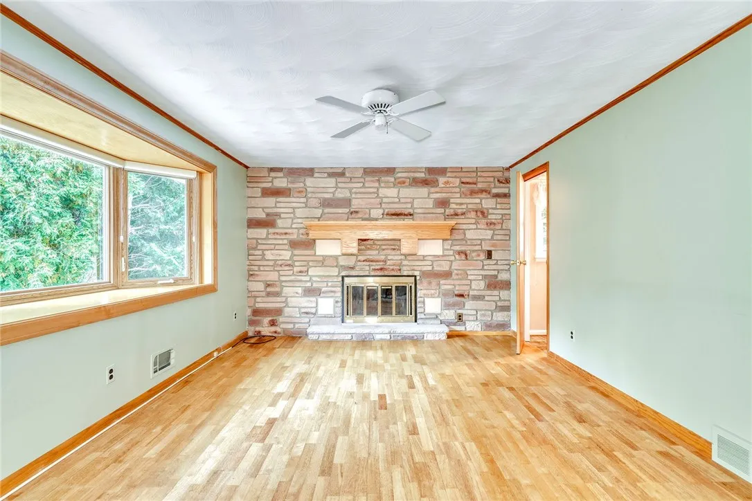 108 Fox Hall Drive, Irondequoit, New York 14609, Irondequoit, New York 14609, 3 Bedrooms Bedrooms, 6 Rooms Rooms,2 BathroomsBathrooms,Residential,Closed,108 Fox Hall Drive, Irondequoit, New York 14609,0,R1639969