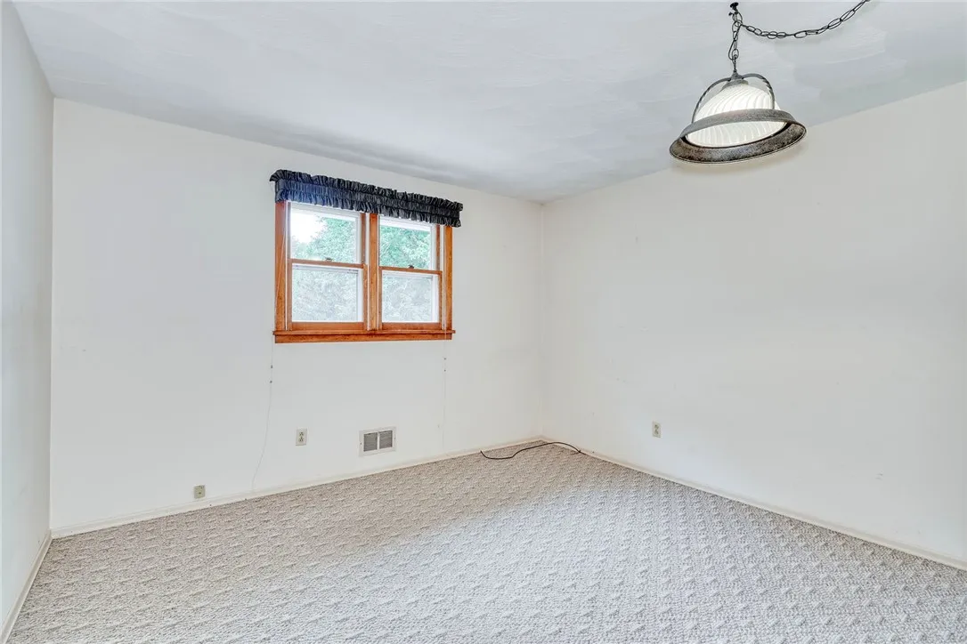 108 Fox Hall Drive, Irondequoit, New York 14609, Irondequoit, New York 14609, 3 Bedrooms Bedrooms, 6 Rooms Rooms,2 BathroomsBathrooms,Residential,Closed,108 Fox Hall Drive, Irondequoit, New York 14609,0,R1639969