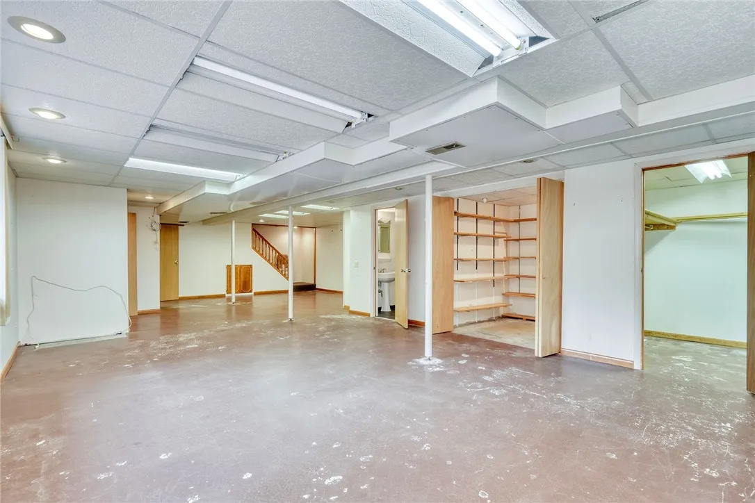 108 Fox Hall Drive, Irondequoit, New York 14609, Irondequoit, New York 14609, 3 Bedrooms Bedrooms, 6 Rooms Rooms,2 BathroomsBathrooms,Residential,Closed,108 Fox Hall Drive, Irondequoit, New York 14609,0,R1639969