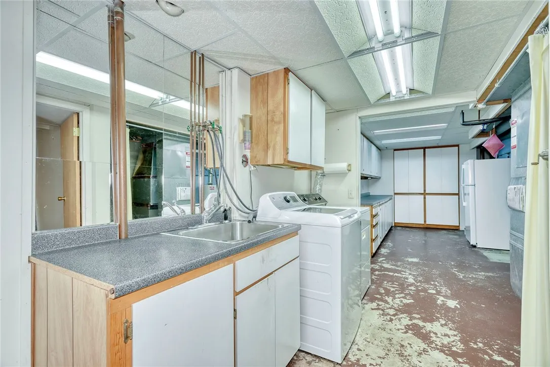 108 Fox Hall Drive, Irondequoit, New York 14609, Irondequoit, New York 14609, 3 Bedrooms Bedrooms, 6 Rooms Rooms,2 BathroomsBathrooms,Residential,Closed,108 Fox Hall Drive, Irondequoit, New York 14609,0,R1639969