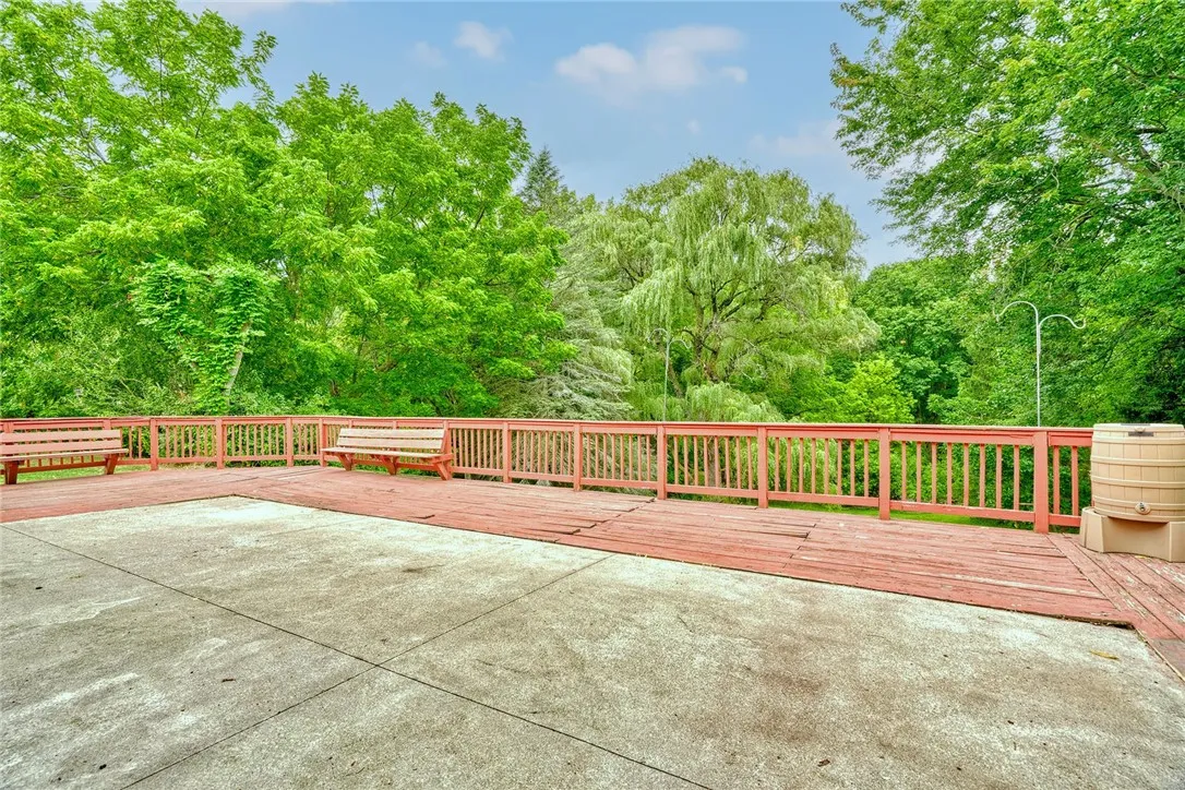 108 Fox Hall Drive, Irondequoit, New York 14609, Irondequoit, New York 14609, 3 Bedrooms Bedrooms, 6 Rooms Rooms,2 BathroomsBathrooms,Residential,Closed,108 Fox Hall Drive, Irondequoit, New York 14609,0,R1639969