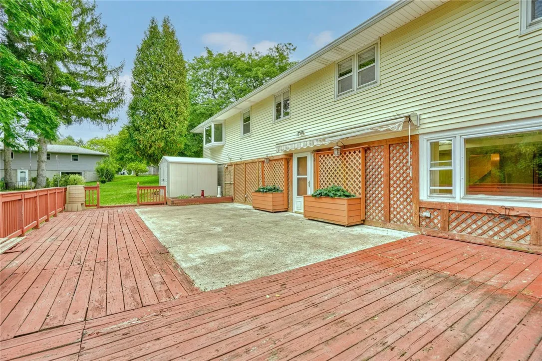 108 Fox Hall Drive, Irondequoit, New York 14609, Irondequoit, New York 14609, 3 Bedrooms Bedrooms, 6 Rooms Rooms,2 BathroomsBathrooms,Residential,Closed,108 Fox Hall Drive, Irondequoit, New York 14609,0,R1639969
