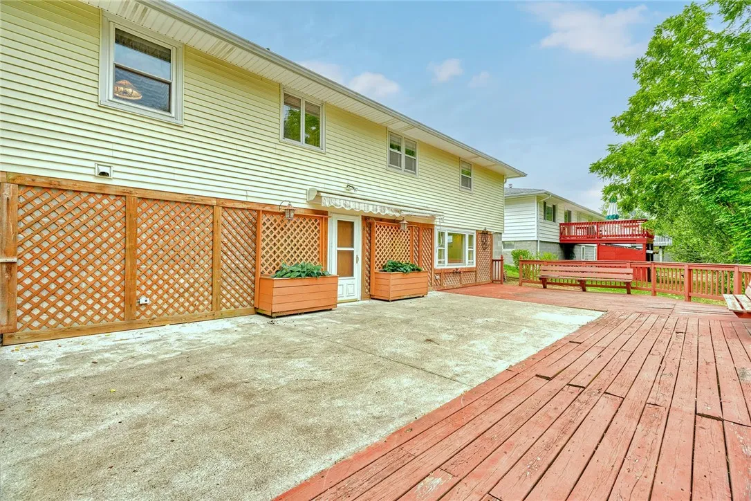 108 Fox Hall Drive, Irondequoit, New York 14609, Irondequoit, New York 14609, 3 Bedrooms Bedrooms, 6 Rooms Rooms,2 BathroomsBathrooms,Residential,Closed,108 Fox Hall Drive, Irondequoit, New York 14609,0,R1639969