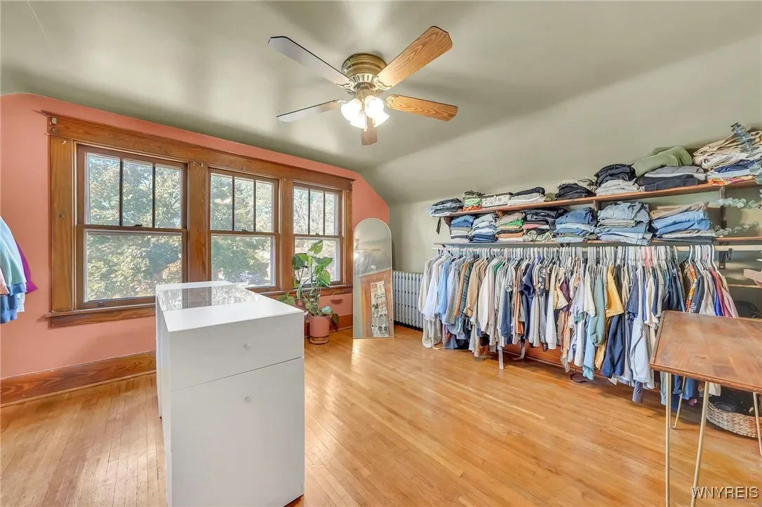 314 School Street, Tonawanda, New York 14217, Tonawanda, New York 14217, 4 Bedrooms Bedrooms, 10 Rooms Rooms,1 BathroomBathrooms,Residential,For Sale,314 School Street, Tonawanda, New York 14217,0,B1639408