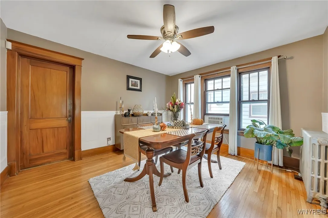 314 School Street, Tonawanda, New York 14217, Tonawanda, New York 14217, 4 Bedrooms Bedrooms, 10 Rooms Rooms,1 BathroomBathrooms,Residential,For Sale,314 School Street, Tonawanda, New York 14217,0,B1639408