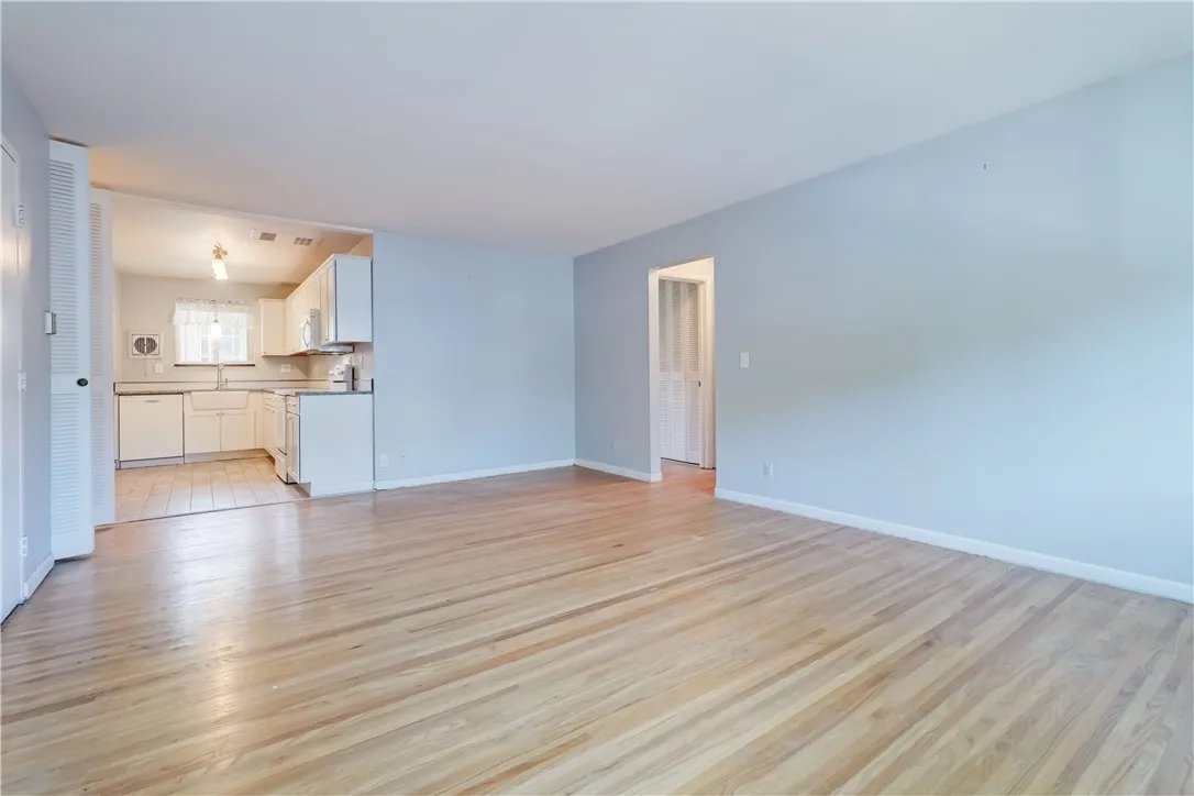 2434 East Avenue D, Brighton, New York 14610, Brighton, New York 14610, 1 Bedroom Bedrooms, 4 Rooms Rooms,1 BathroomBathrooms,Residential,Closed,2434 East Avenue D, Brighton, New York 14610,0,R1639535