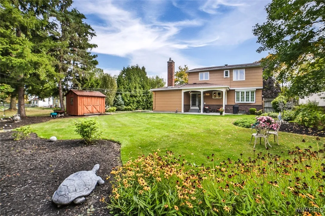 100 Countryside Lane, Amherst, New York 14221, Amherst, New York 14221, 4 Bedrooms Bedrooms, 9 Rooms Rooms,2 BathroomsBathrooms,Residential,For Sale,100 Countryside Lane, Amherst, New York 14221,0,B1639370