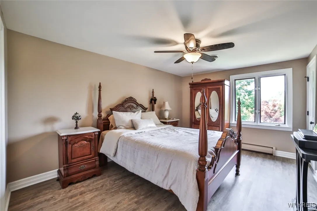 100 Countryside Lane, Amherst, New York 14221, Amherst, New York 14221, 4 Bedrooms Bedrooms, 9 Rooms Rooms,2 BathroomsBathrooms,Residential,For Sale,100 Countryside Lane, Amherst, New York 14221,0,B1639370