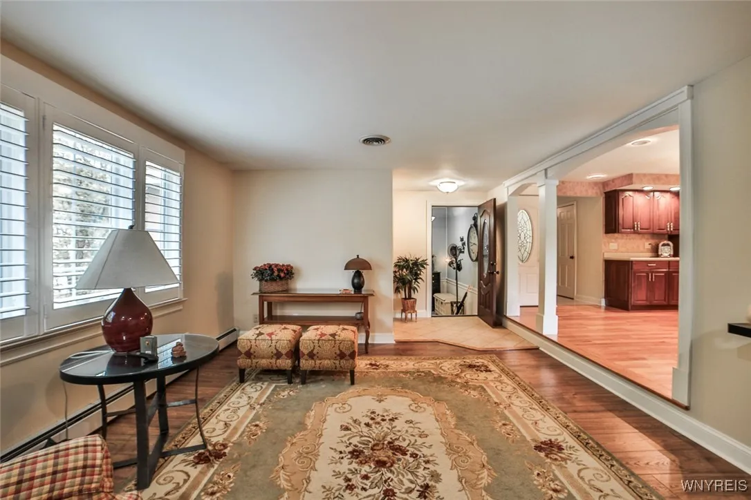 100 Countryside Lane, Amherst, New York 14221, Amherst, New York 14221, 4 Bedrooms Bedrooms, 9 Rooms Rooms,2 BathroomsBathrooms,Residential,For Sale,100 Countryside Lane, Amherst, New York 14221,0,B1639370