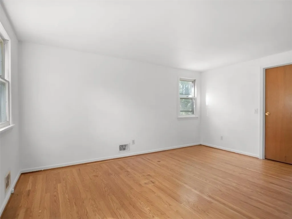 629 Bending Bough Drive, Webster, New York 14580, Webster, New York 14580, 3 Bedrooms Bedrooms, 3 Rooms Rooms,1 BathroomBathrooms,Residential,Closed,629 Bending Bough Drive, Webster, New York 14580,0,R1633241