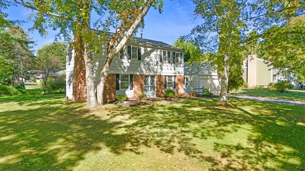 629 Bending Bough Drive, Webster, New York 14580, Webster, New York 14580, 3 Bedrooms Bedrooms, 3 Rooms Rooms,1 BathroomBathrooms,Residential,Closed,629 Bending Bough Drive, Webster, New York 14580,0,R1633241