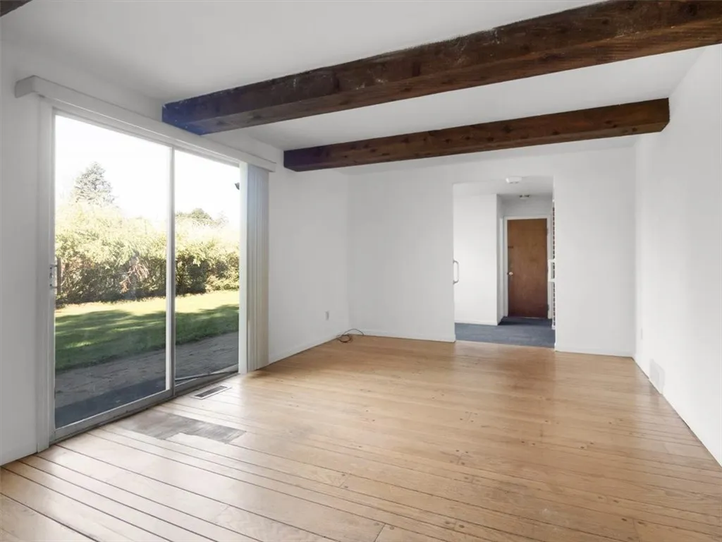 629 Bending Bough Drive, Webster, New York 14580, Webster, New York 14580, 3 Bedrooms Bedrooms, 3 Rooms Rooms,1 BathroomBathrooms,Residential,Closed,629 Bending Bough Drive, Webster, New York 14580,0,R1633241