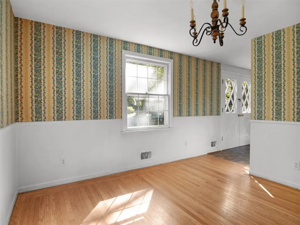 629 Bending Bough Drive, Webster, New York 14580, Webster, New York 14580, 3 Bedrooms Bedrooms, 3 Rooms Rooms,1 BathroomBathrooms,Residential,Closed,629 Bending Bough Drive, Webster, New York 14580,0,R1633241