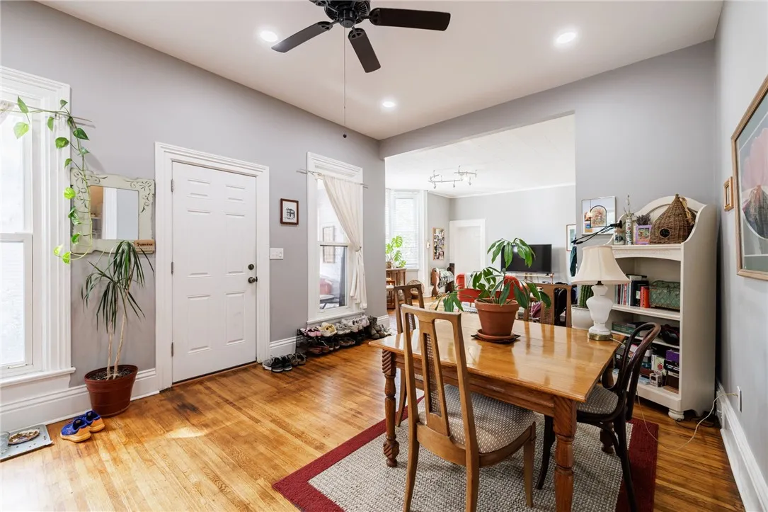 158 North Main Street, Perinton, New York 14450, Perinton, New York 14450, 5 Bedrooms Bedrooms, ,2 BathroomsBathrooms,Residential,Closed,158 North Main Street, Perinton, New York 14450,0,R1639420
