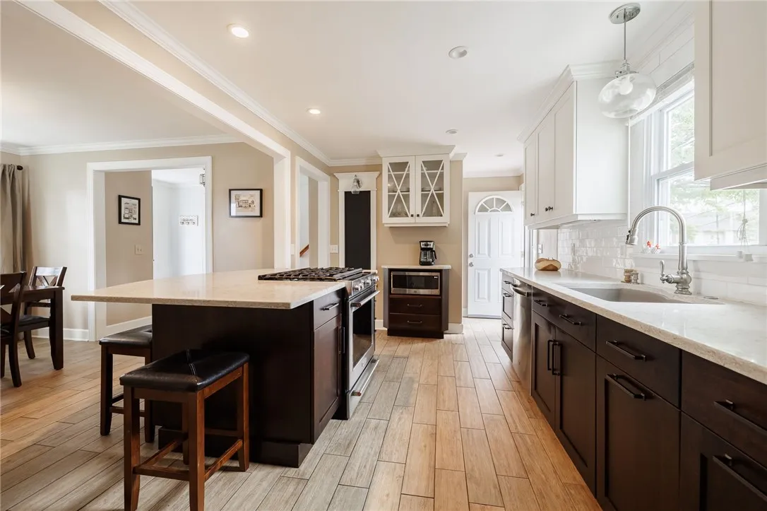 60 Peddington Circle, Henrietta, New York 14623, Henrietta, New York 14623, 3 Bedrooms Bedrooms, 8 Rooms Rooms,2 BathroomsBathrooms,Residential,Closed,60 Peddington Circle, Henrietta, New York 14623,0,R1638499