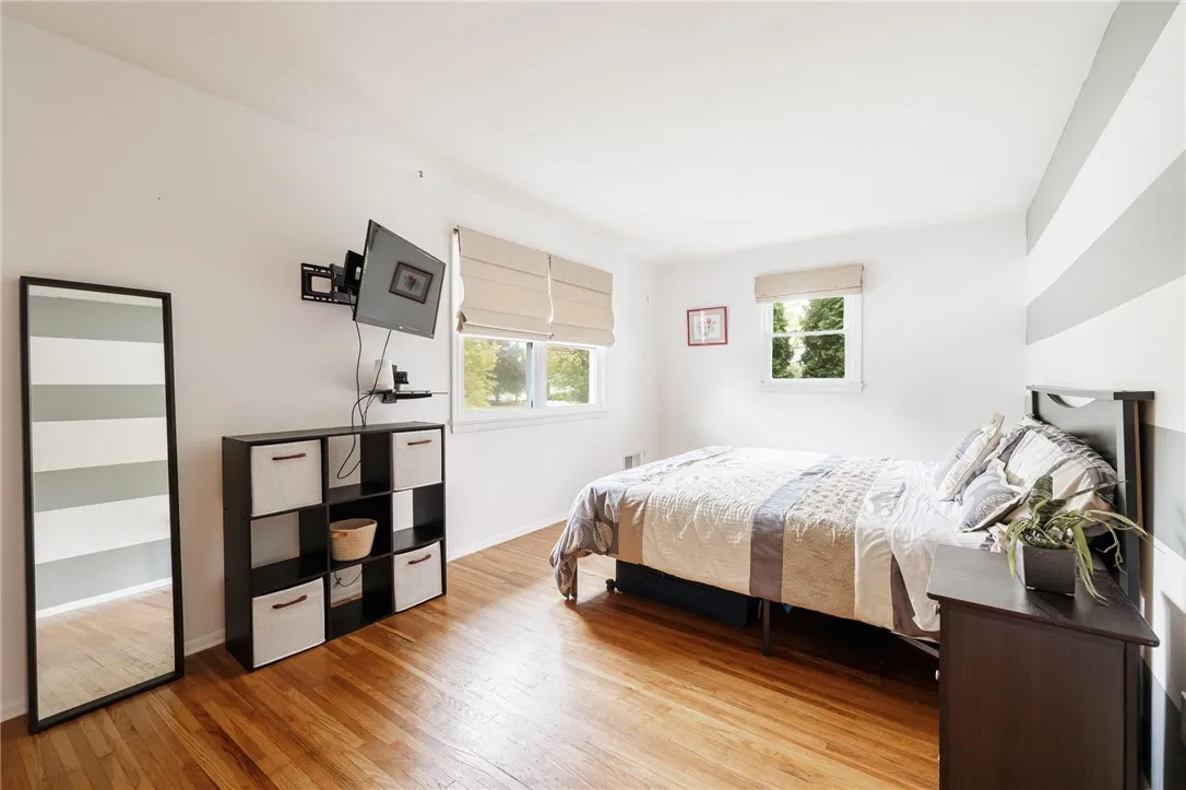 60 Peddington Circle, Henrietta, New York 14623, Henrietta, New York 14623, 3 Bedrooms Bedrooms, 8 Rooms Rooms,2 BathroomsBathrooms,Residential,Closed,60 Peddington Circle, Henrietta, New York 14623,0,R1638499