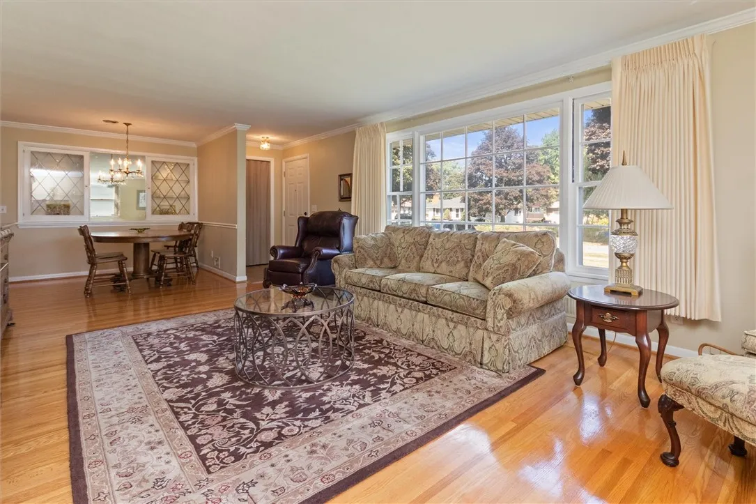 109 Drake Drive, Irondequoit, New York 14617, Irondequoit, New York 14617, 2 Bedrooms Bedrooms, 6 Rooms Rooms,1 BathroomBathrooms,Residential,Closed,109 Drake Drive, Irondequoit, New York 14617,0,R1639282