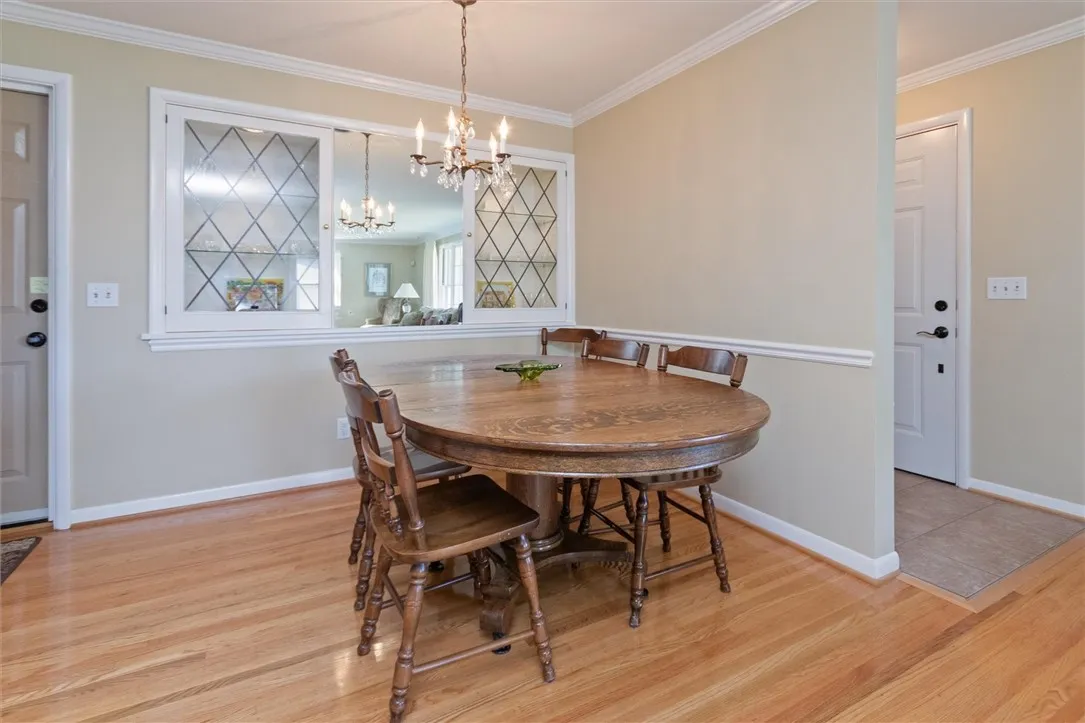 109 Drake Drive, Irondequoit, New York 14617, Irondequoit, New York 14617, 2 Bedrooms Bedrooms, 6 Rooms Rooms,1 BathroomBathrooms,Residential,Closed,109 Drake Drive, Irondequoit, New York 14617,0,R1639282