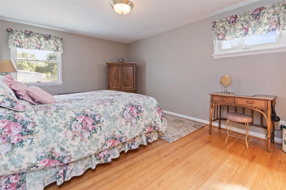 109 Drake Drive, Irondequoit, New York 14617, Irondequoit, New York 14617, 2 Bedrooms Bedrooms, 6 Rooms Rooms,1 BathroomBathrooms,Residential,Closed,109 Drake Drive, Irondequoit, New York 14617,0,R1639282