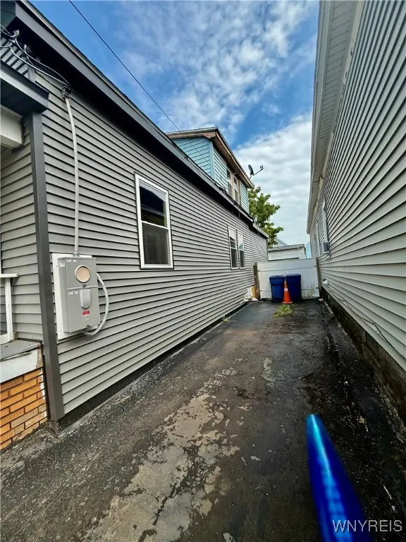 227 Weiss Street, Buffalo, New York 14206, Buffalo, New York 14206, 3 Bedrooms Bedrooms, 6 Rooms Rooms,1 BathroomBathrooms,Residential,Closed,227 Weiss Street, Buffalo, New York 14206,0,B1639896