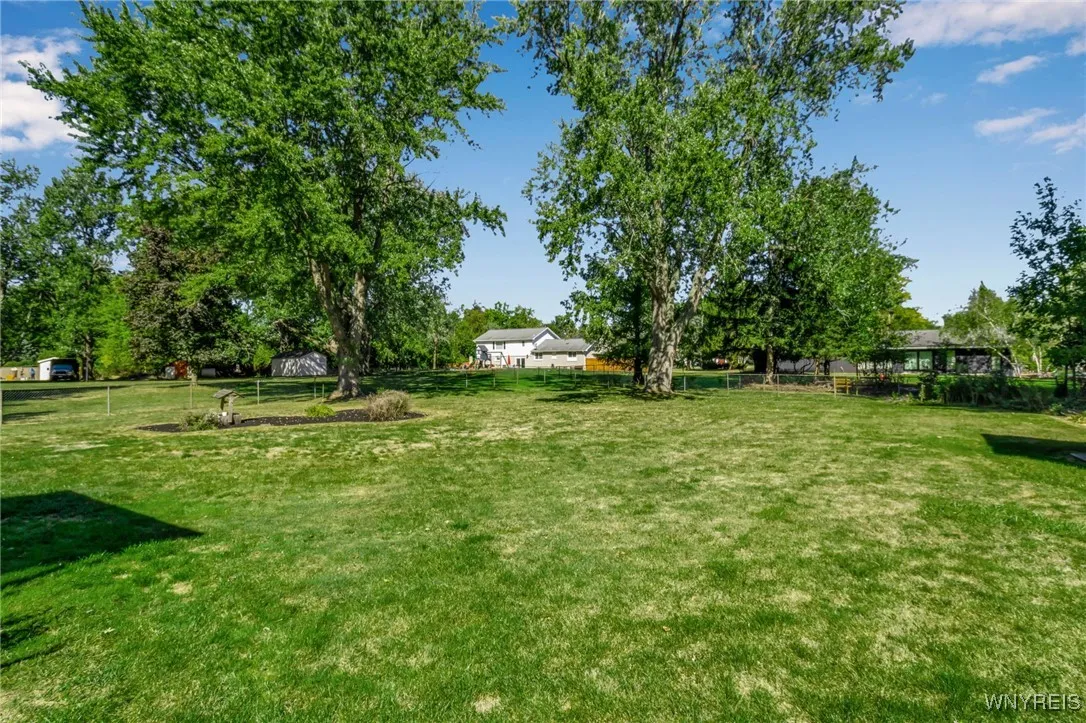 8936 The Fairways, Clarence, New York 14031, Clarence, New York 14031, 3 Bedrooms Bedrooms, 8 Rooms Rooms,2 BathroomsBathrooms,Residential,For Sale,8936 The Fairways, Clarence, New York 14031,0,B1637505