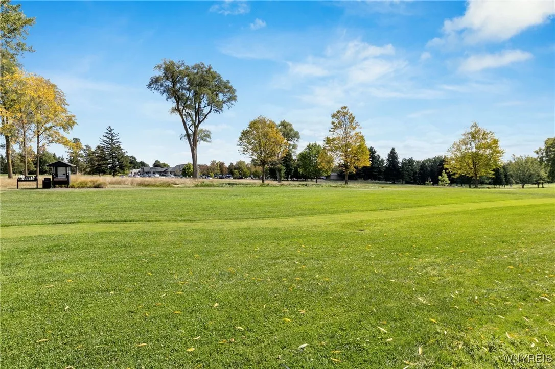 5085 Meadowbrook Road, Clarence, New York 14221, Clarence, New York 14221, 3 Bedrooms Bedrooms, 10 Rooms Rooms,2 BathroomsBathrooms,Residential,Closed,5085 Meadowbrook Road, Clarence, New York 14221,0,B1639649