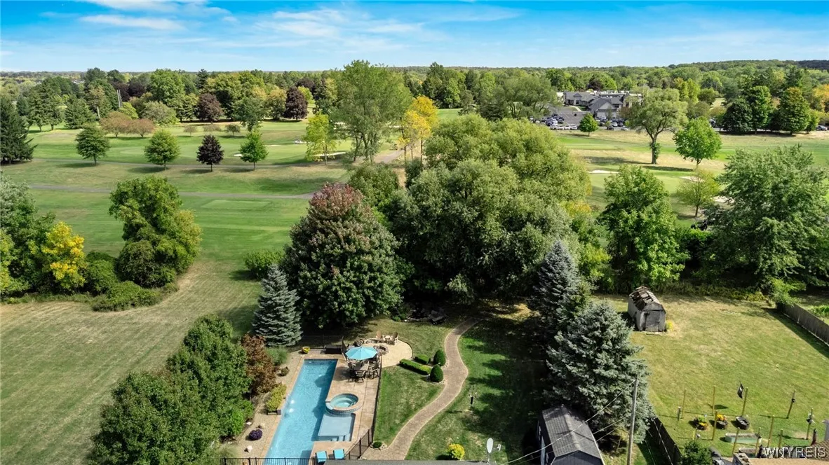 5085 Meadowbrook Road, Clarence, New York 14221, Clarence, New York 14221, 3 Bedrooms Bedrooms, 10 Rooms Rooms,2 BathroomsBathrooms,Residential,Closed,5085 Meadowbrook Road, Clarence, New York 14221,0,B1639649