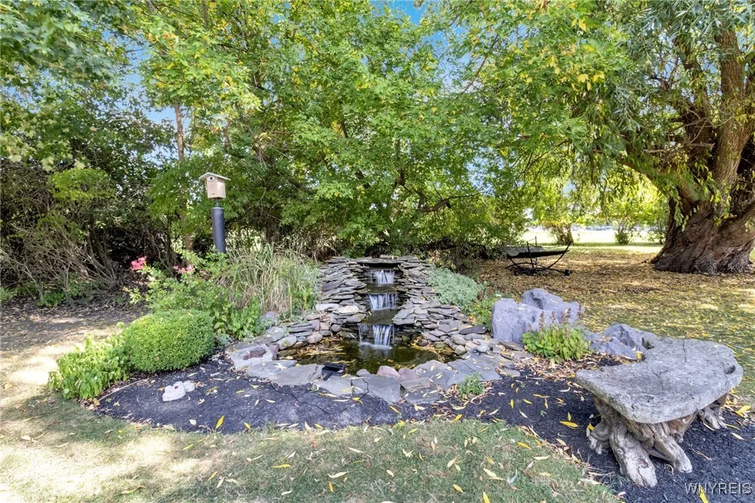 5085 Meadowbrook Road, Clarence, New York 14221, Clarence, New York 14221, 3 Bedrooms Bedrooms, 10 Rooms Rooms,2 BathroomsBathrooms,Residential,Closed,5085 Meadowbrook Road, Clarence, New York 14221,0,B1639649