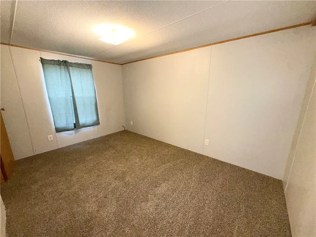 192 Ovid Street 143, Seneca Falls, New York 13148, Seneca Falls, New York 13148, 3 Bedrooms Bedrooms, 5 Rooms Rooms,2 BathroomsBathrooms,Residential,For Sale,192 Ovid Street 143, Seneca Falls, New York 13148,0,R1639717