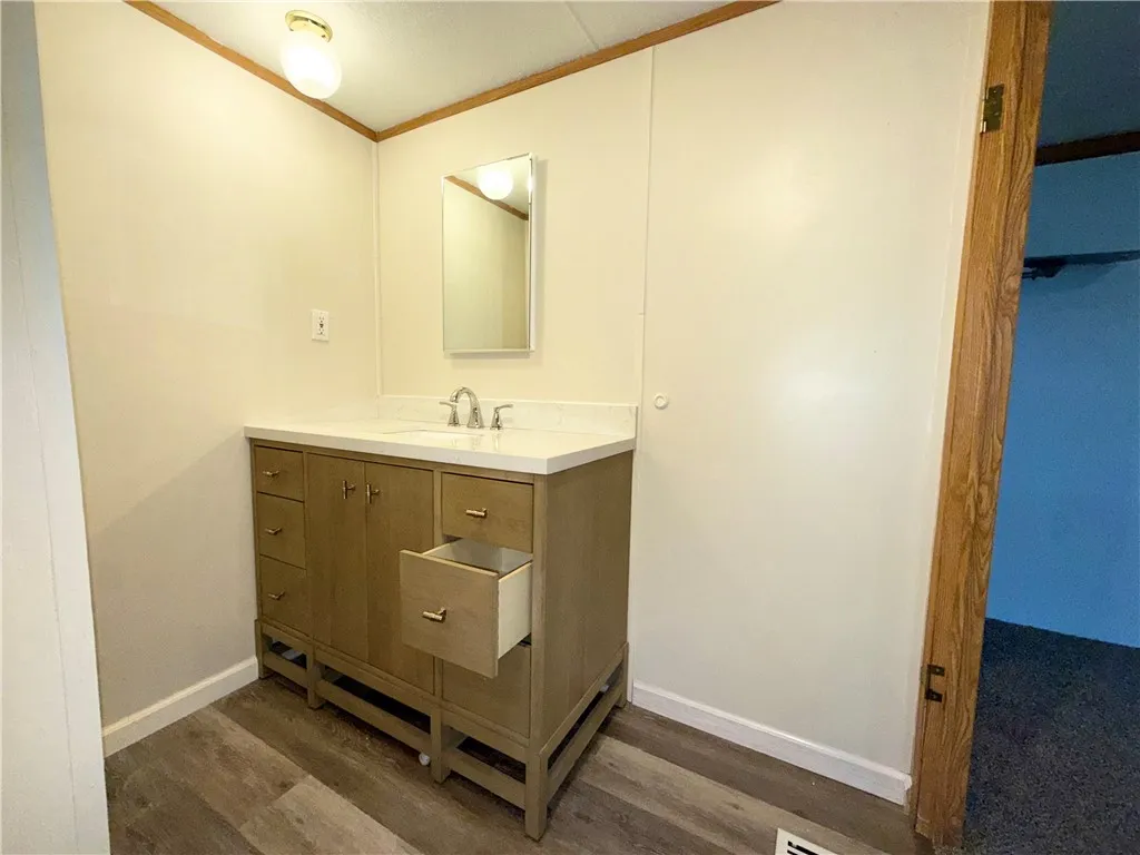 192 Ovid Street 143, Seneca Falls, New York 13148, Seneca Falls, New York 13148, 3 Bedrooms Bedrooms, 5 Rooms Rooms,2 BathroomsBathrooms,Residential,For Sale,192 Ovid Street 143, Seneca Falls, New York 13148,0,R1639717