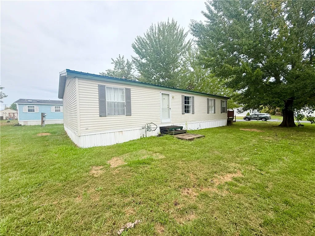 192 Ovid Street 143, Seneca Falls, New York 13148, Seneca Falls, New York 13148, 3 Bedrooms Bedrooms, 5 Rooms Rooms,2 BathroomsBathrooms,Residential,For Sale,192 Ovid Street 143, Seneca Falls, New York 13148,0,R1639717