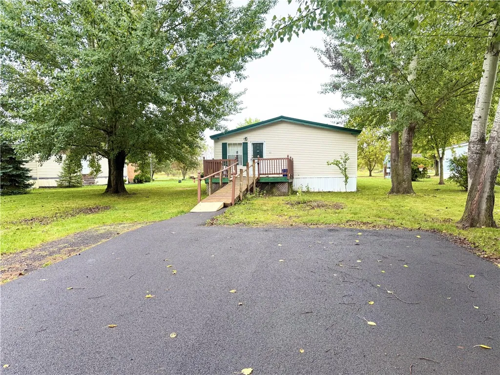 192 Ovid Street 143, Seneca Falls, New York 13148, Seneca Falls, New York 13148, 3 Bedrooms Bedrooms, 5 Rooms Rooms,2 BathroomsBathrooms,Residential,For Sale,192 Ovid Street 143, Seneca Falls, New York 13148,0,R1639717