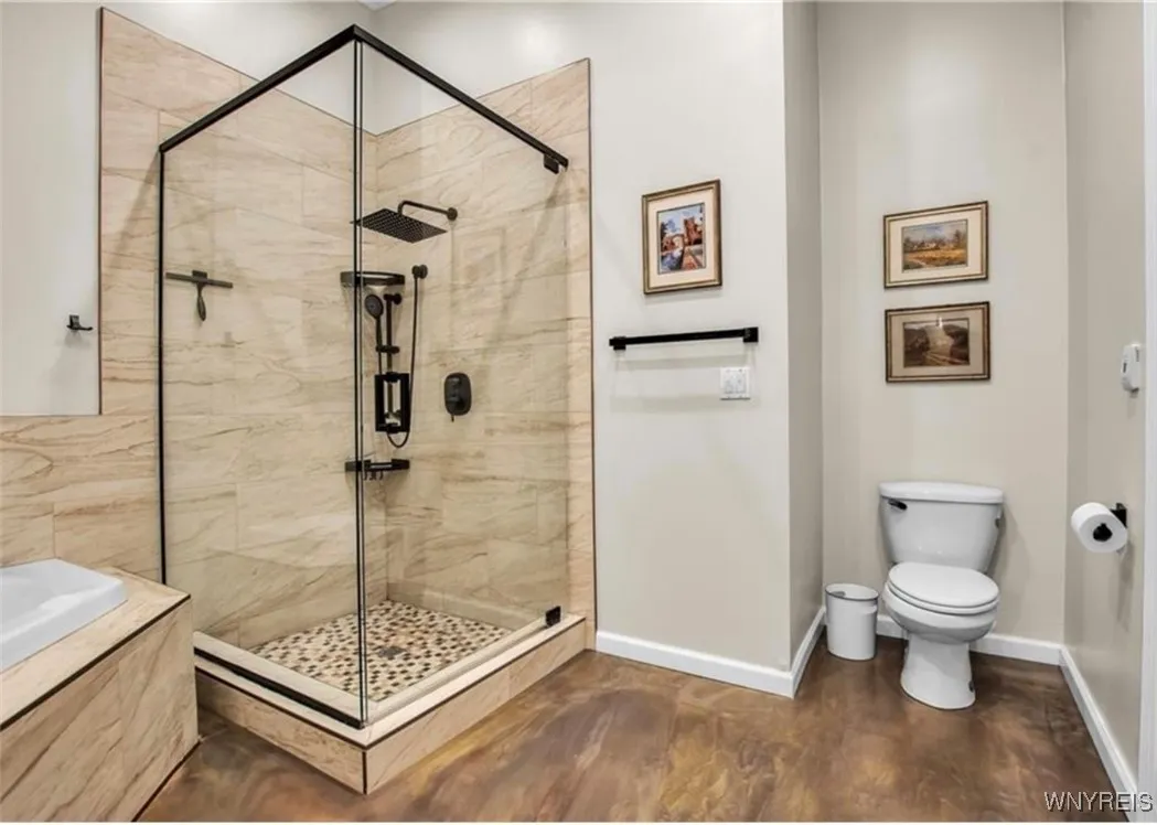 185 York Street 1, Buffalo, New York 14213, Buffalo, New York 14213, 2 Bedrooms Bedrooms, 5 Rooms Rooms,2 BathroomsBathrooms,Residential Lease,For Rent,185 York Street 1, Buffalo, New York 14213,0,B1637628